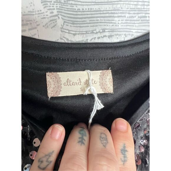 Altered state gray sequin top size small new with tag - Picture 3 of 7